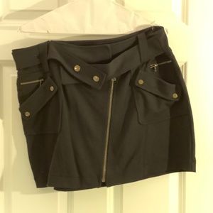 Black Skirt with Buttons and Zipper by Apostrophe